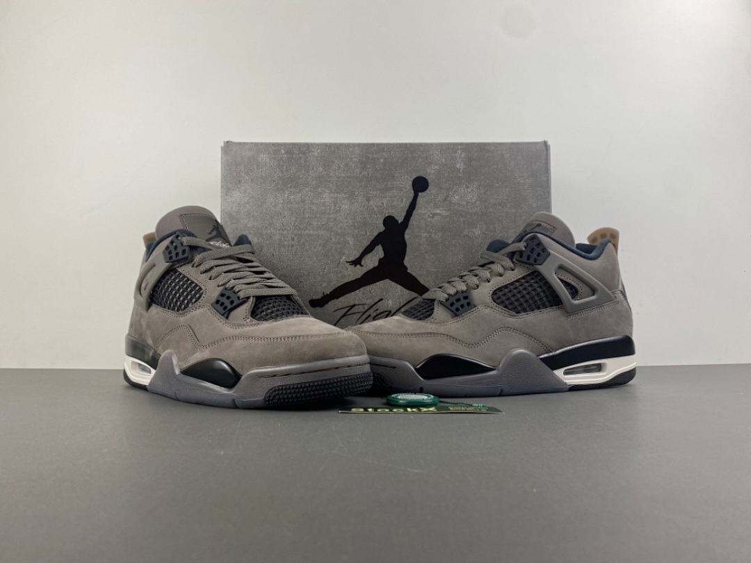 Cave Stone AJ4 photo 11