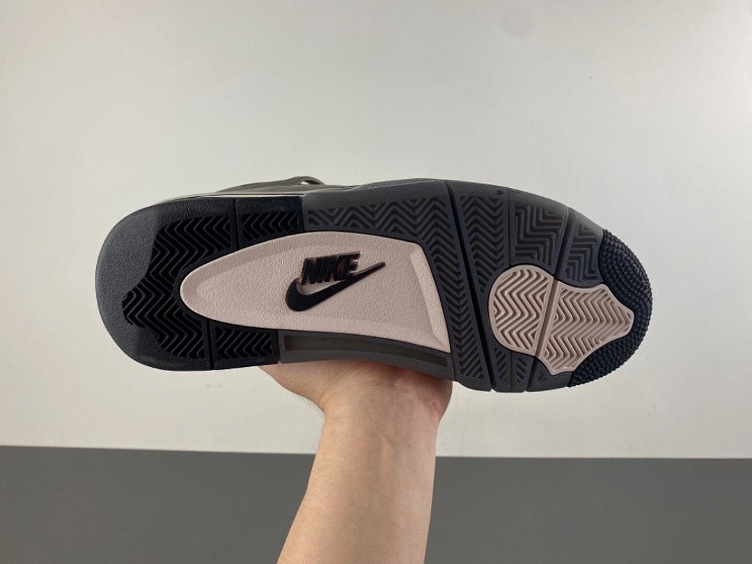 Cave Stone AJ4 photo 2