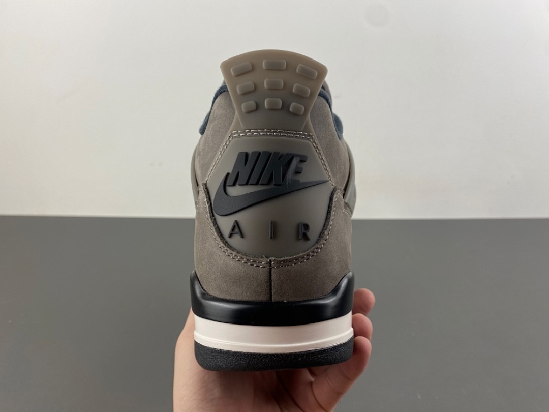 Cave Stone AJ4 photo 4