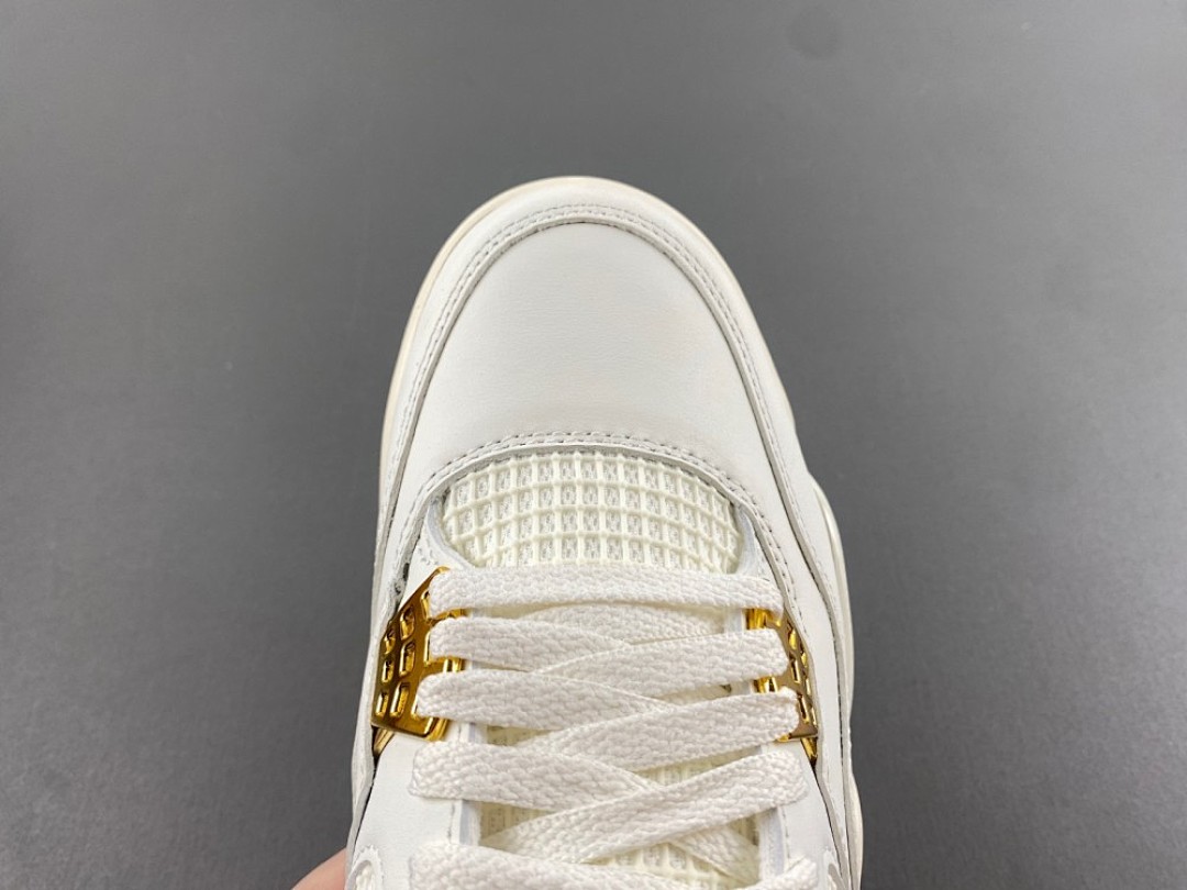 Pure Money / Metallic Gold AJ4 photo 3