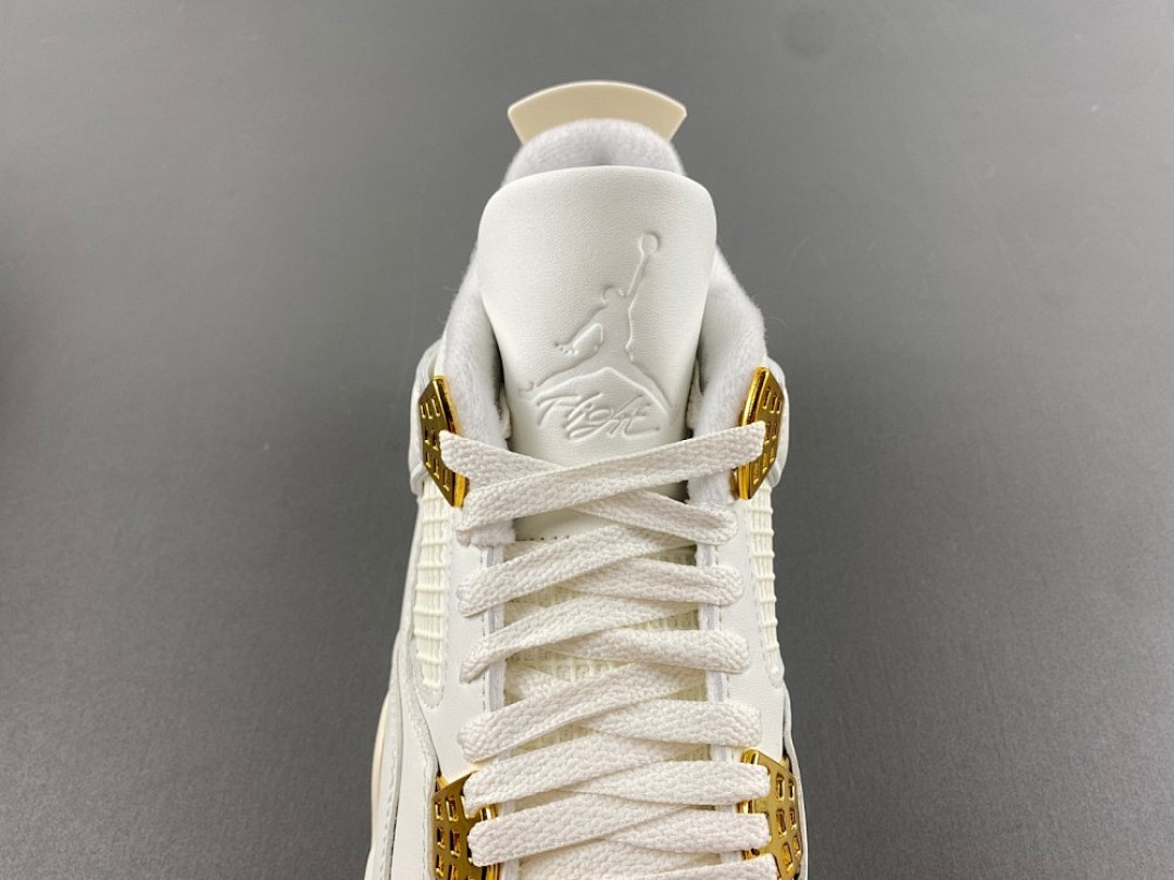 Pure Money / Metallic Gold AJ4 photo 6