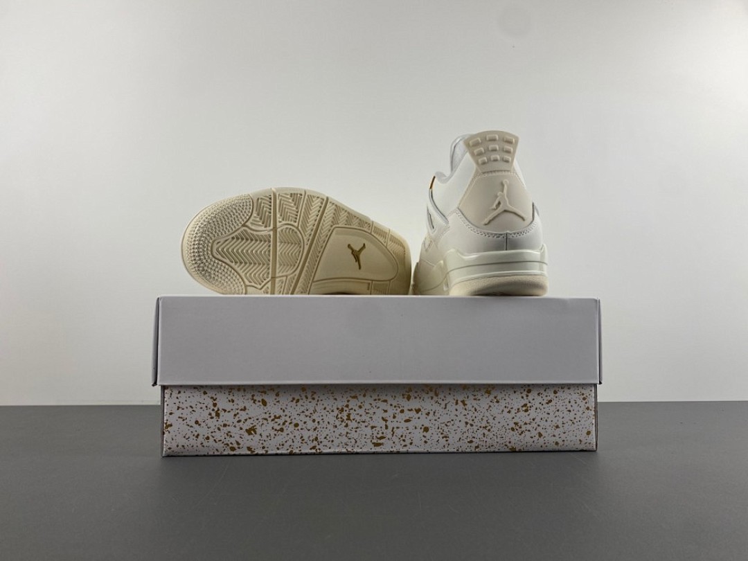 Pure Money / Metallic Gold AJ4 photo 9