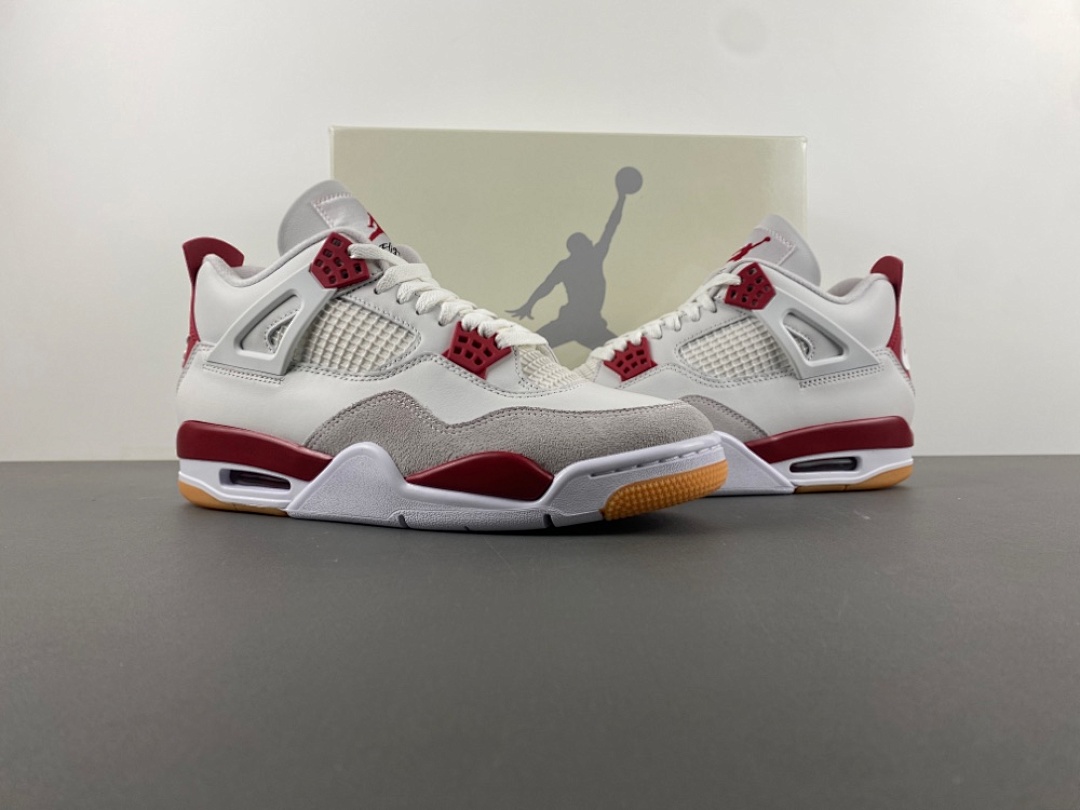 Air Jordan 4 SB Varsity Red rep