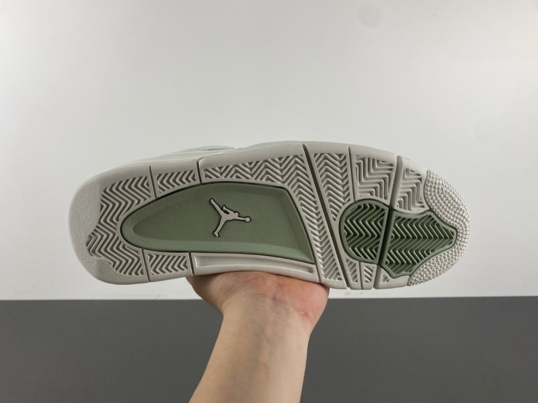 Seafoam AJ4 photo 7