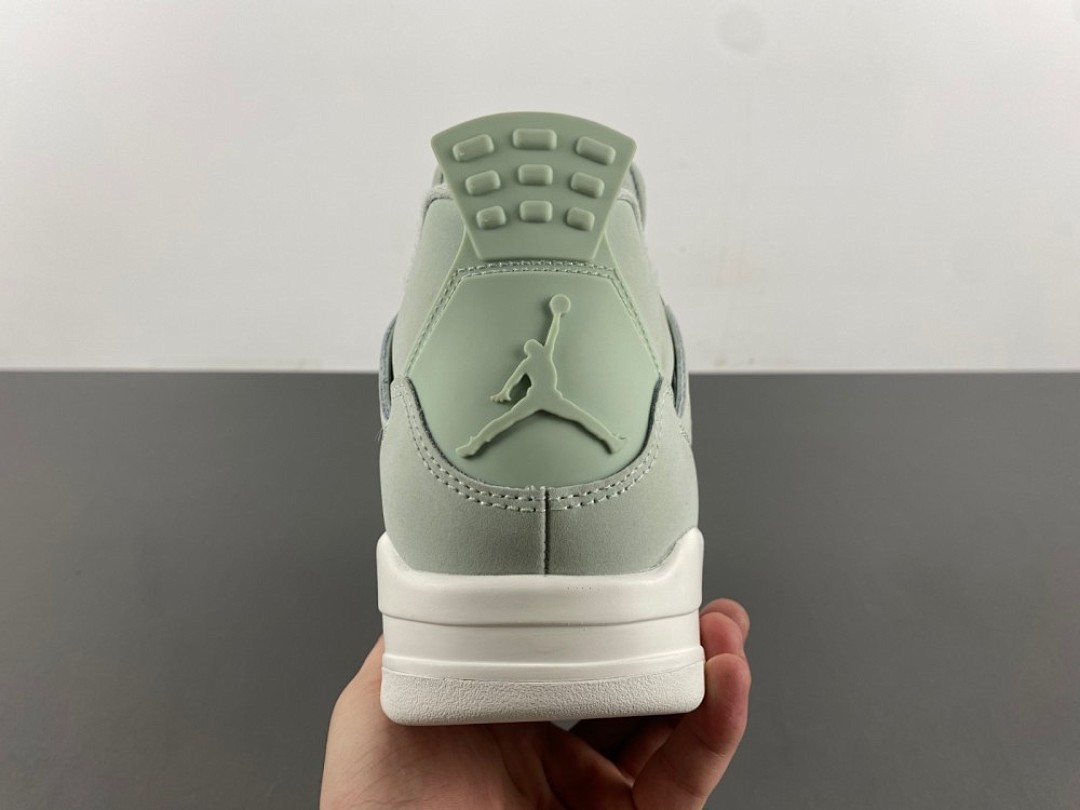 Seafoam AJ4 photo 9
