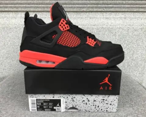 Air Jordan 4 (28 style) — angle 5